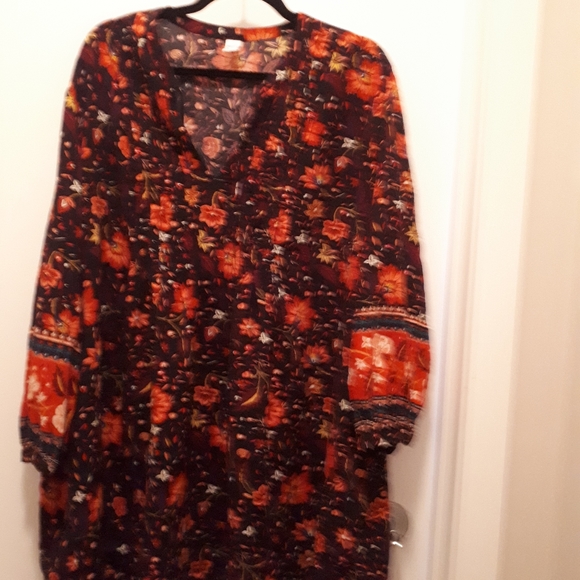 Old navy dress - Picture 2 of 3